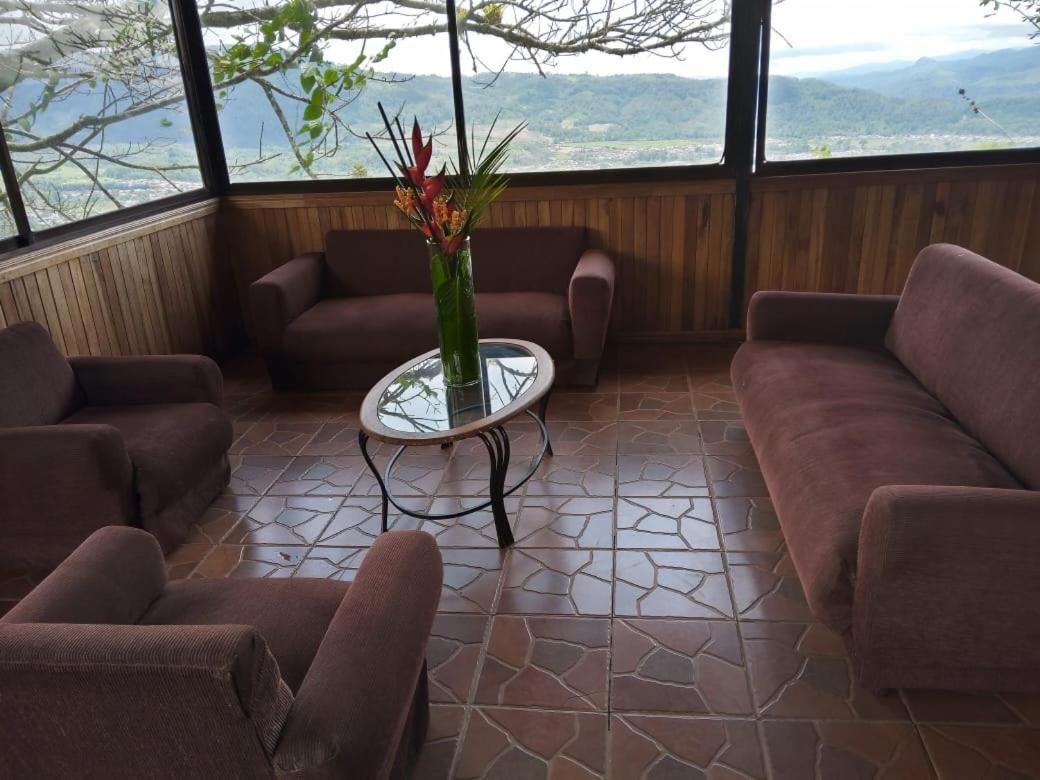 Hotel Green Mountain Turrialba Eksteriør billede